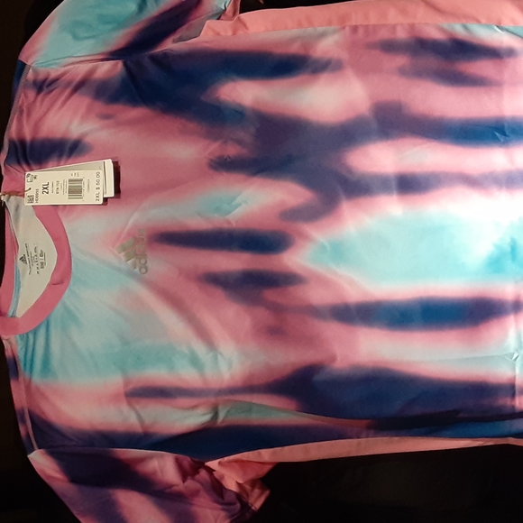 New Adidas shirt - Picture 2 of 4